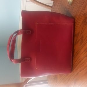 Hibiscus portland leather goods medium crossbody new 🌺 🦄